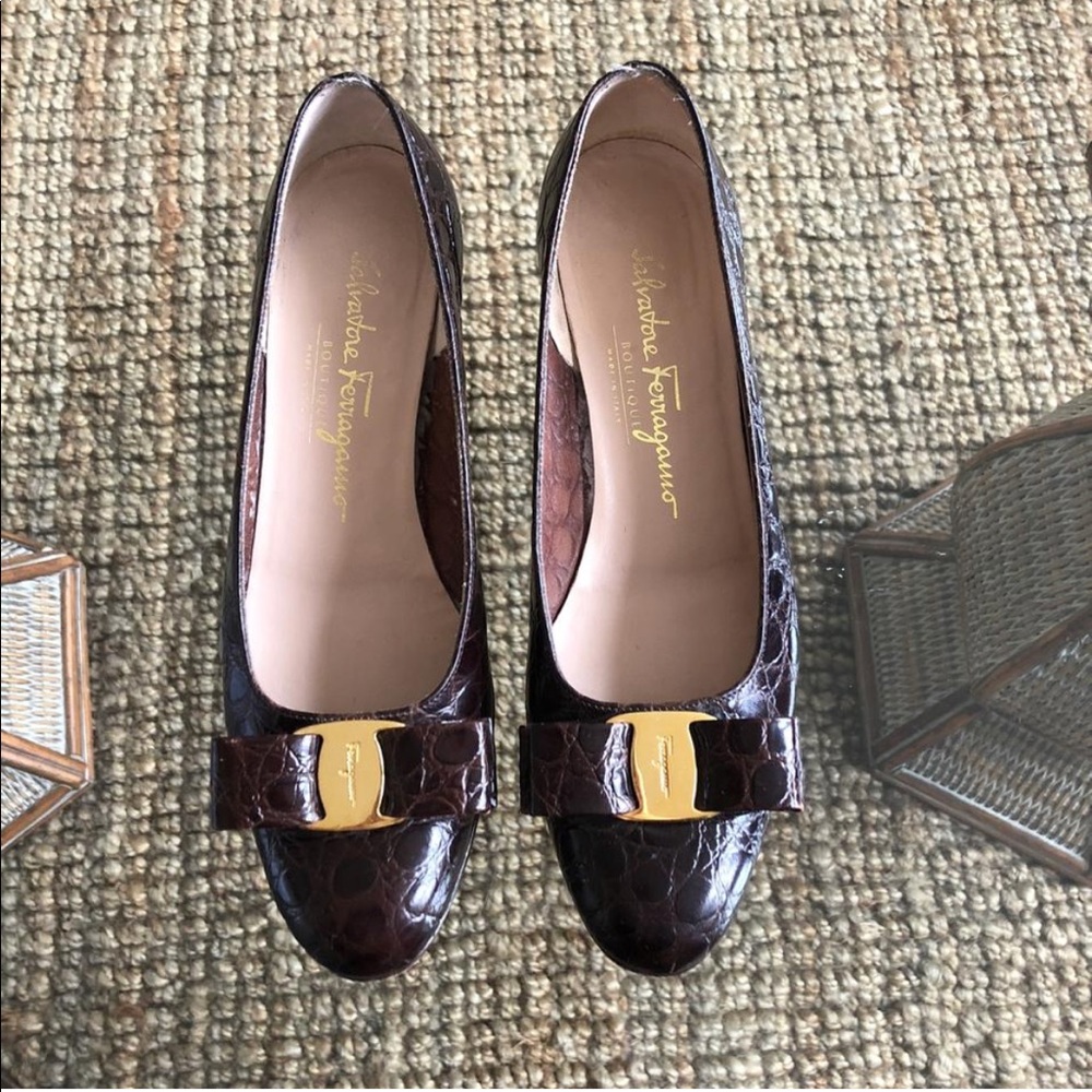 Salvatore Ferragamo Dark Brown Vara flats